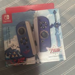 Nintendo switch Joy con (The legend Of Zelda Skyward sword HD Edition)