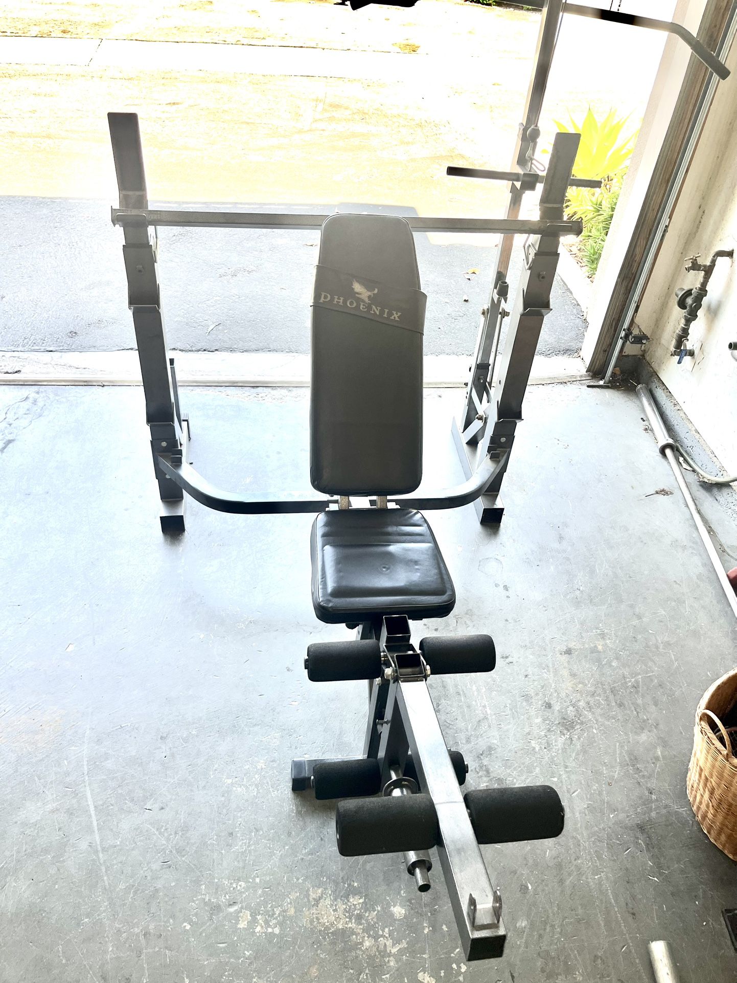Weight Bench