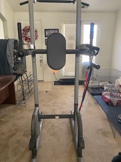 Brand new Power Tower Pull-Up Dip Station