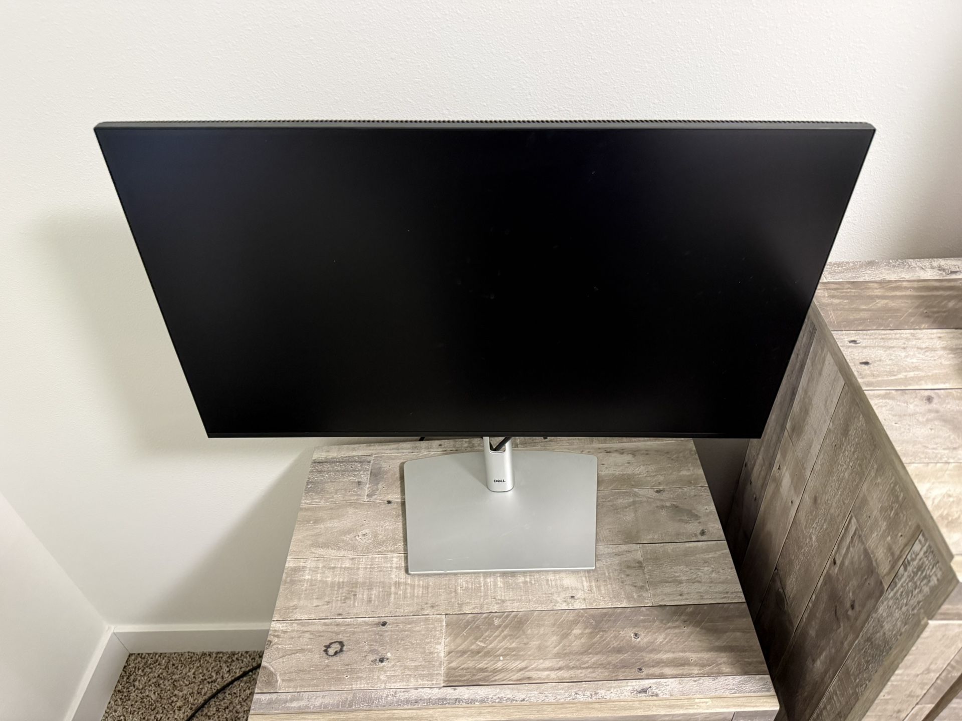 27” Dell Monitor Works Perfect