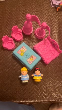 Fisher-Price Little People Disney Princess Songs Palace
