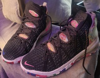 Lebron 18 Worn Once