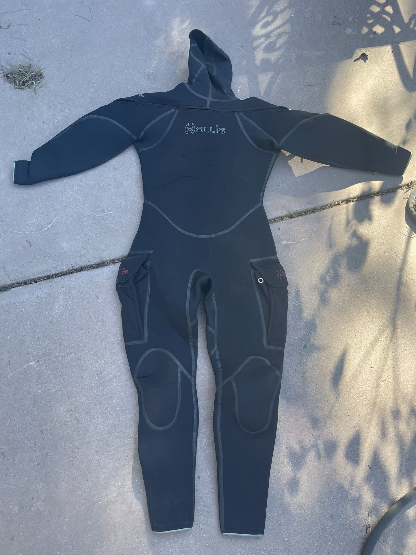 Neotek Hollis Dive WetSuit In Amazing Condition