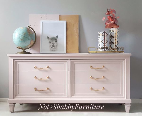 Vintage Century Fine Furniture 6 Drawer Dresser Pale Pink For Vintage Century Fine Furniture 6 Drawer Dresser Pale Pink