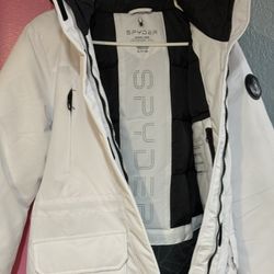 Woman’s Spyder Coat Small