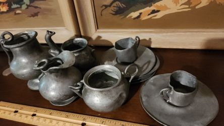 Vintage Child's Tea Set