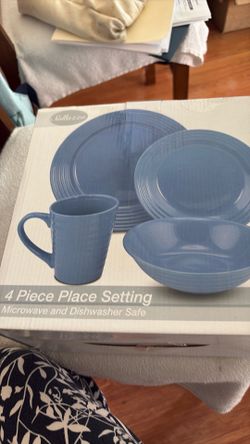 4 Piece Place Setting