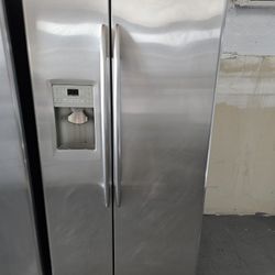 Refrigerator GE 