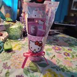 Hello Kitty Gift 