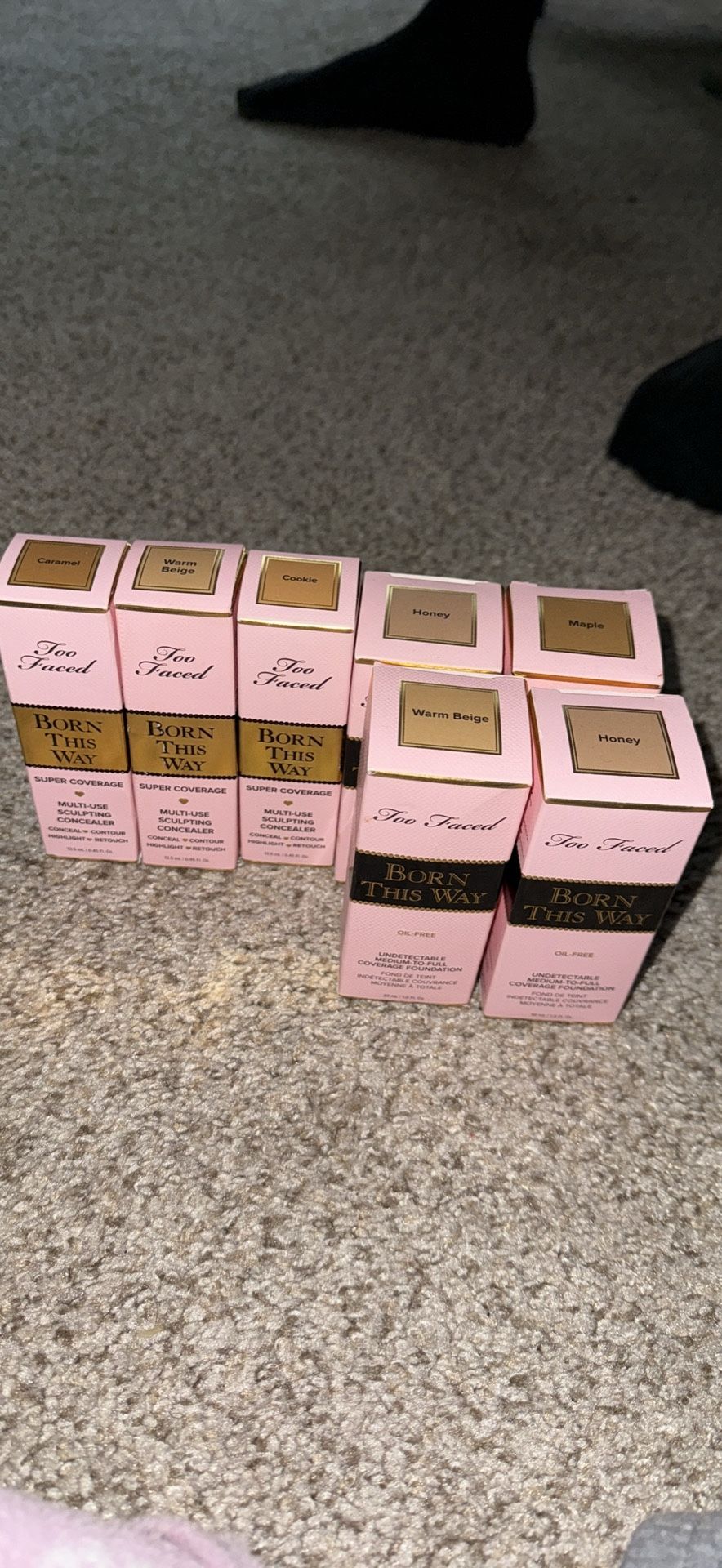Too Faced, born this way