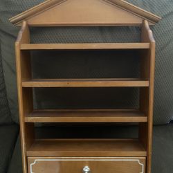Cute trinket shelf spice rack