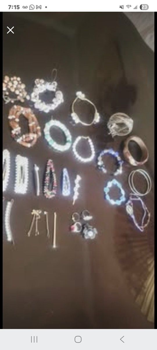 Jewelry & Hair Accessories Bundle – Bracelets, Hairclips, Rings!