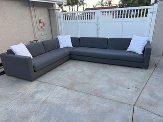 Restoration Hardware Modena Shelter Arm Sectional Couch