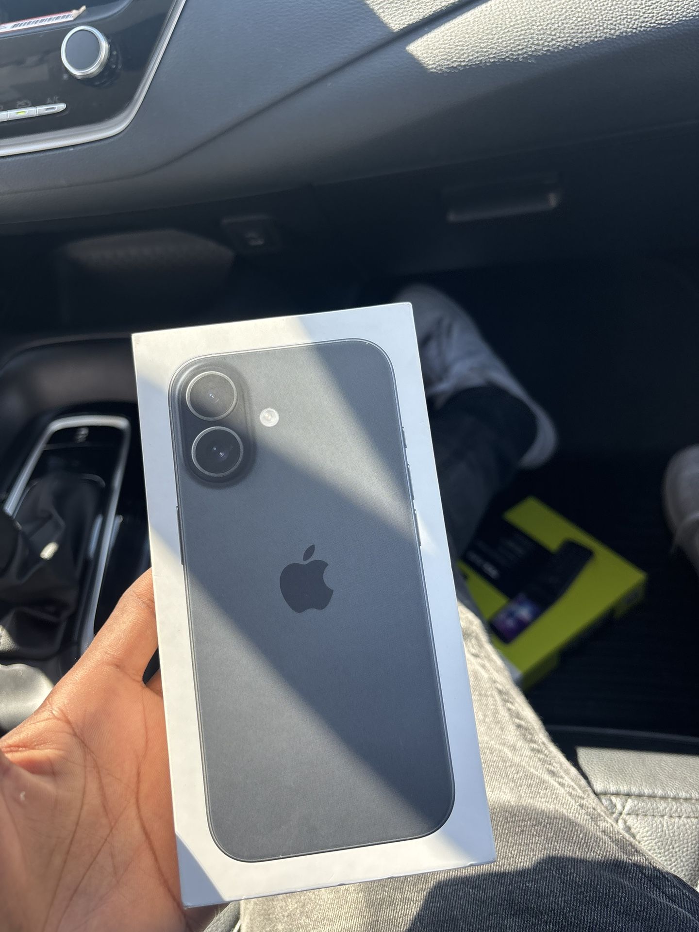 iPhone 17