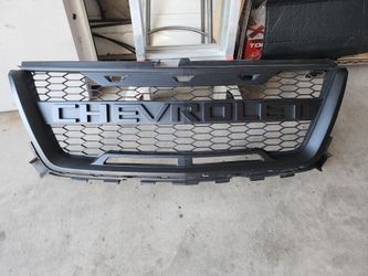 Chevrolet Colorado 2020 2nd gen grill $30 o.b.o.