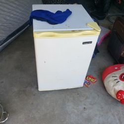 Mini Fridge