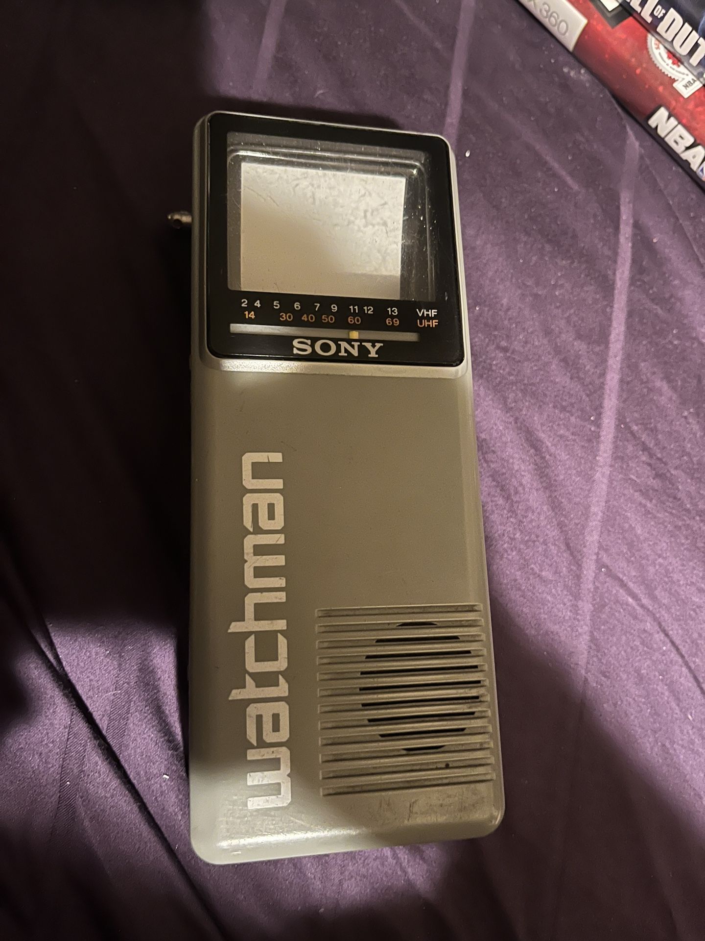 Sony Watchman Flat Black N White Tv
