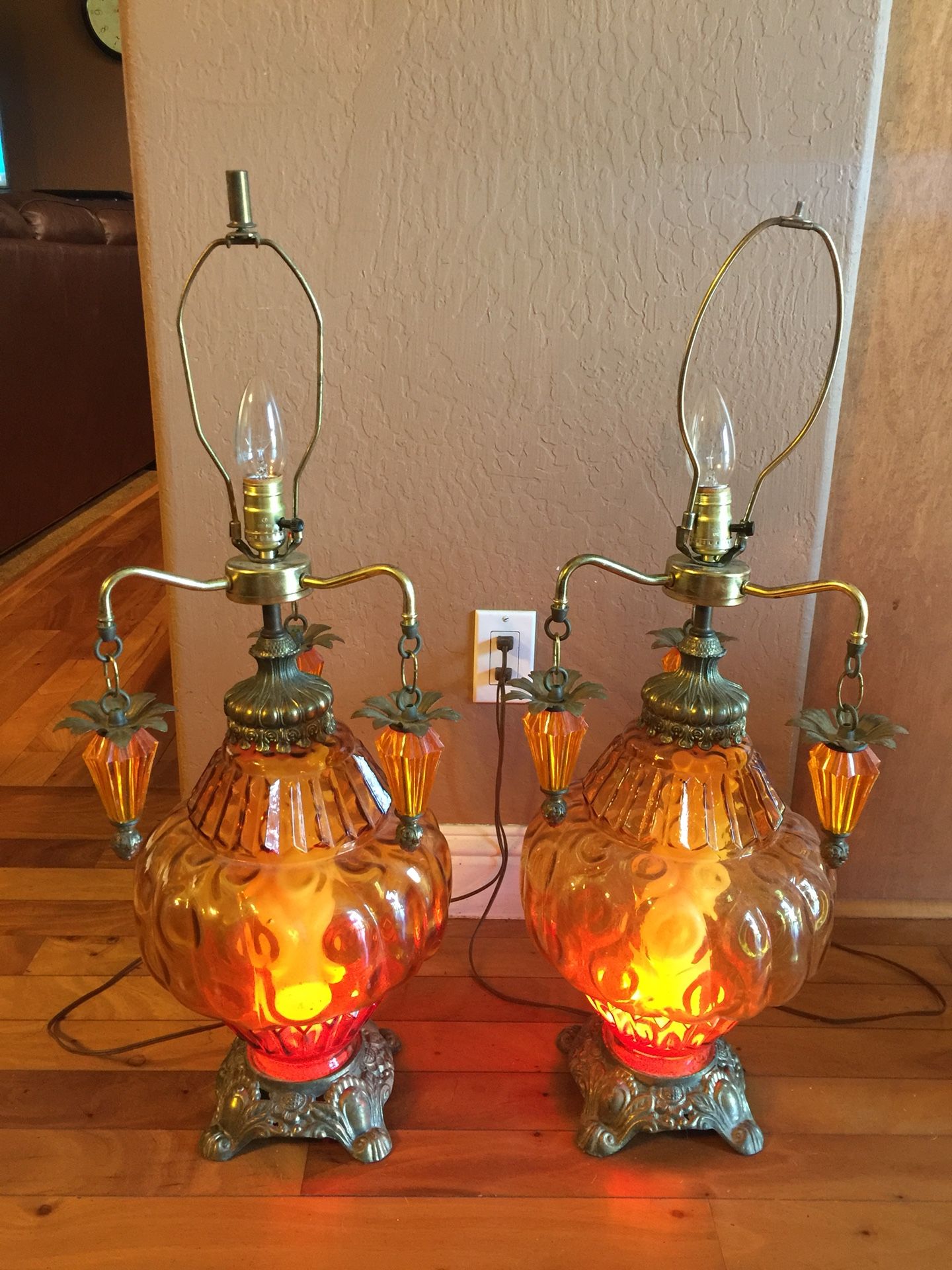 Vintage amber sale glass lamp