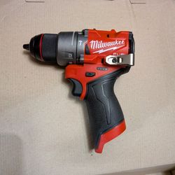 Milwaukee M12 Fuel Brushless Hammer drill 