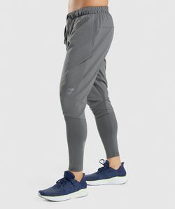 Gymshark Speed Joggers Charcoal Size Small for Sale in Bell Gardens, CA -  OfferUp