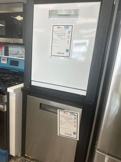 Clearance Refrigerators – Used & Dented, Warranty Included