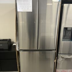 Samsung French Door 33” Wide Brand New 