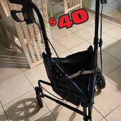 FOLDABLE WALKER