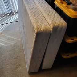 Cal King Box Spring 