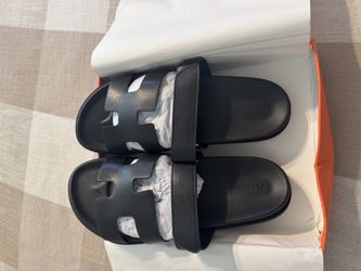 New Sandals (H) Must Sell Soon Size 42 In Men's