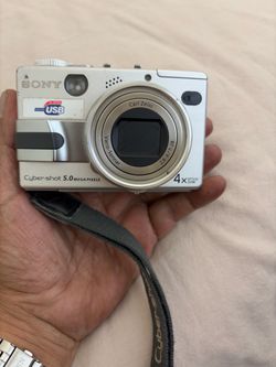 Used Sony DSC V1 Digital Camera Carl Zeiss Lens Night Vision 4x Zoom