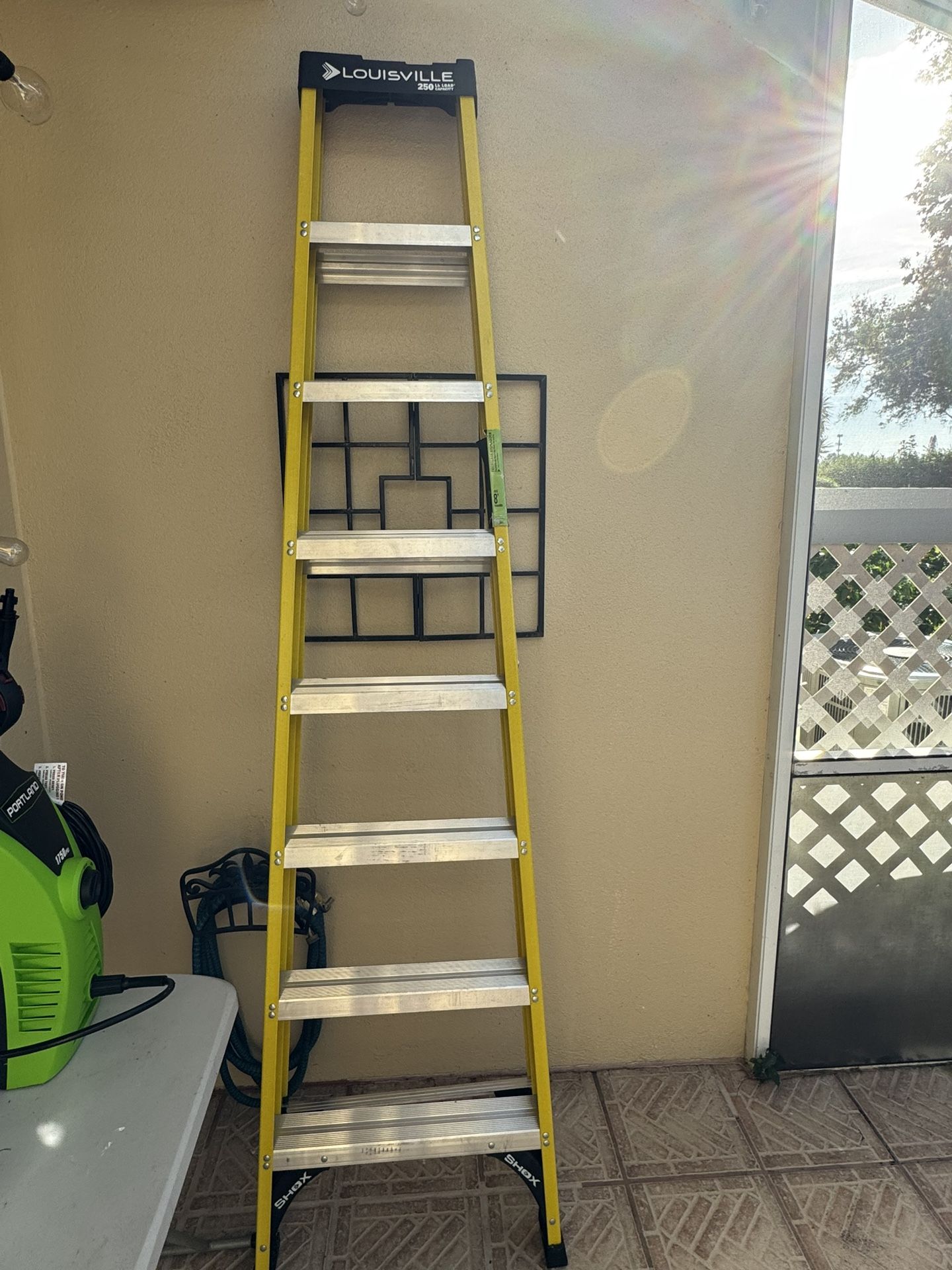 Ladder 8 Feet