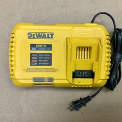   Dewalt 12 Amp Fan Cooled Fast Charging 20v Max Lithium Ion Li-ion For Rechargable Battery Pack Tool Stage LED Flexvolt Job Site Professional Home
