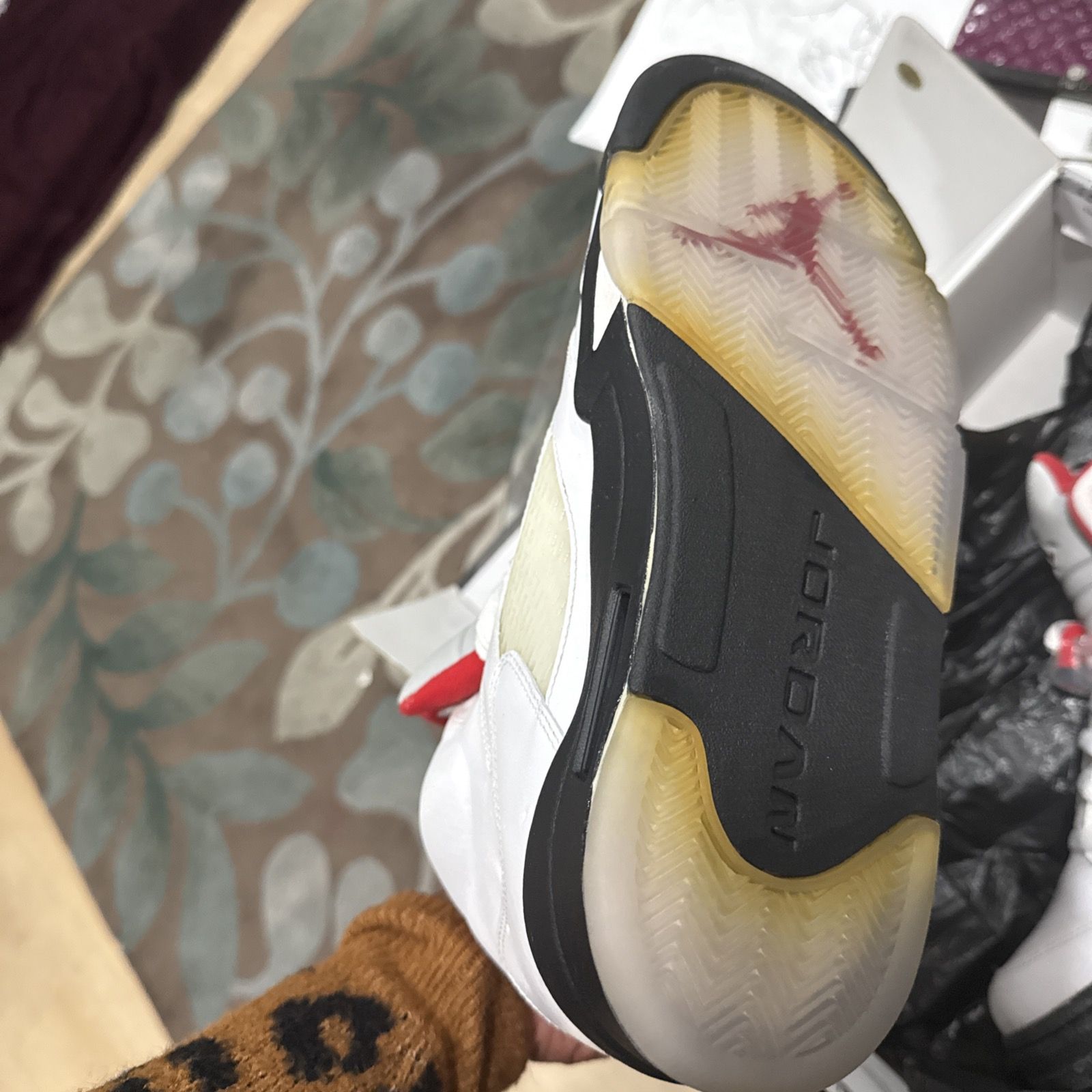 Deadstock Air Jordan u5 ‘Fire Red’ – Size 10 – Grab ‘Em Now