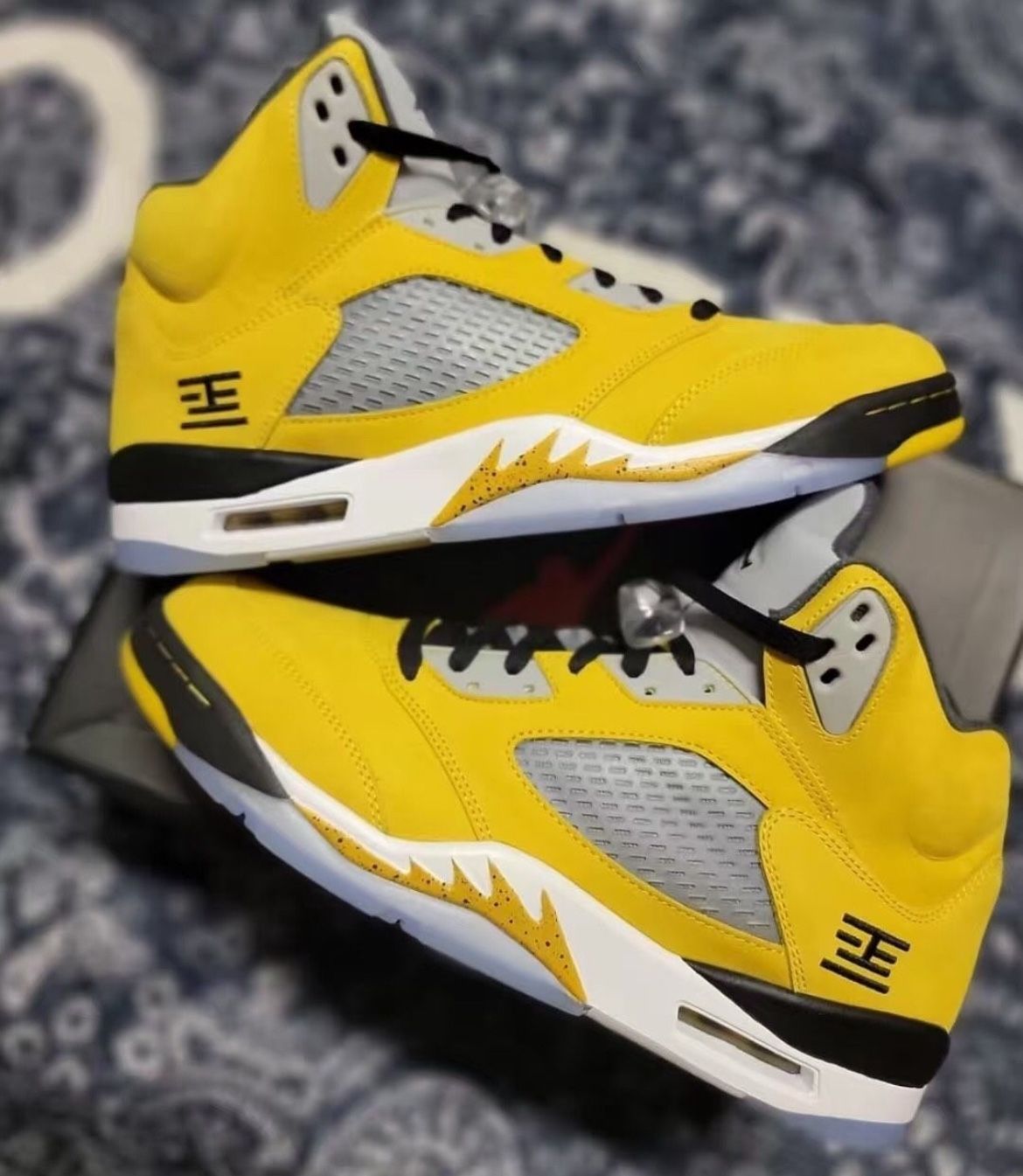 Air Jordan 5 Tokyo
