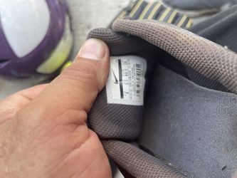 Used Nike Soft Ball Shoes