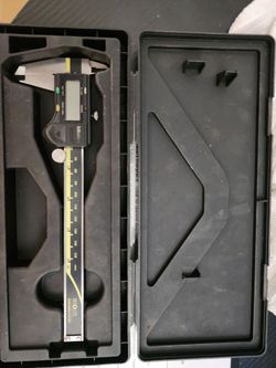 Mitutoyo ABSOLUTE Digimatic Digital Caliper 0–6" / 0–150mm