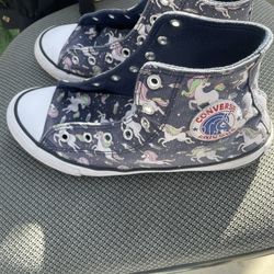 Girls Converse Size 5