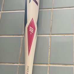 Easton Topaz Softball bat