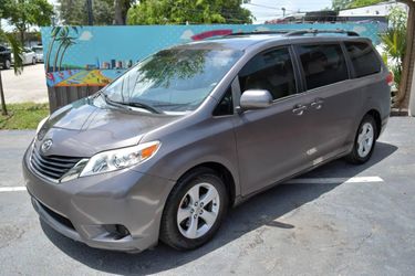 2011 Toyota Sienna
