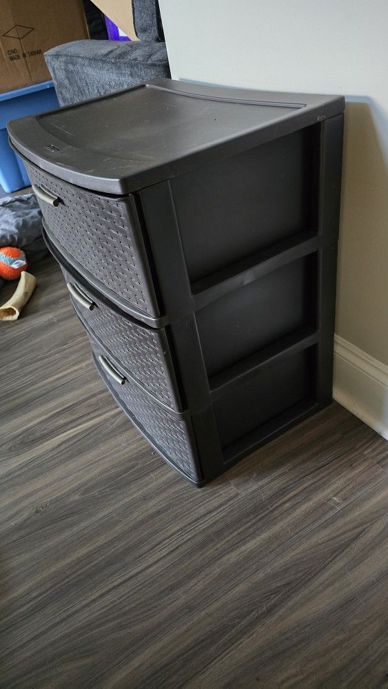 Sterilite 3 Drawer Wide Weave Tower