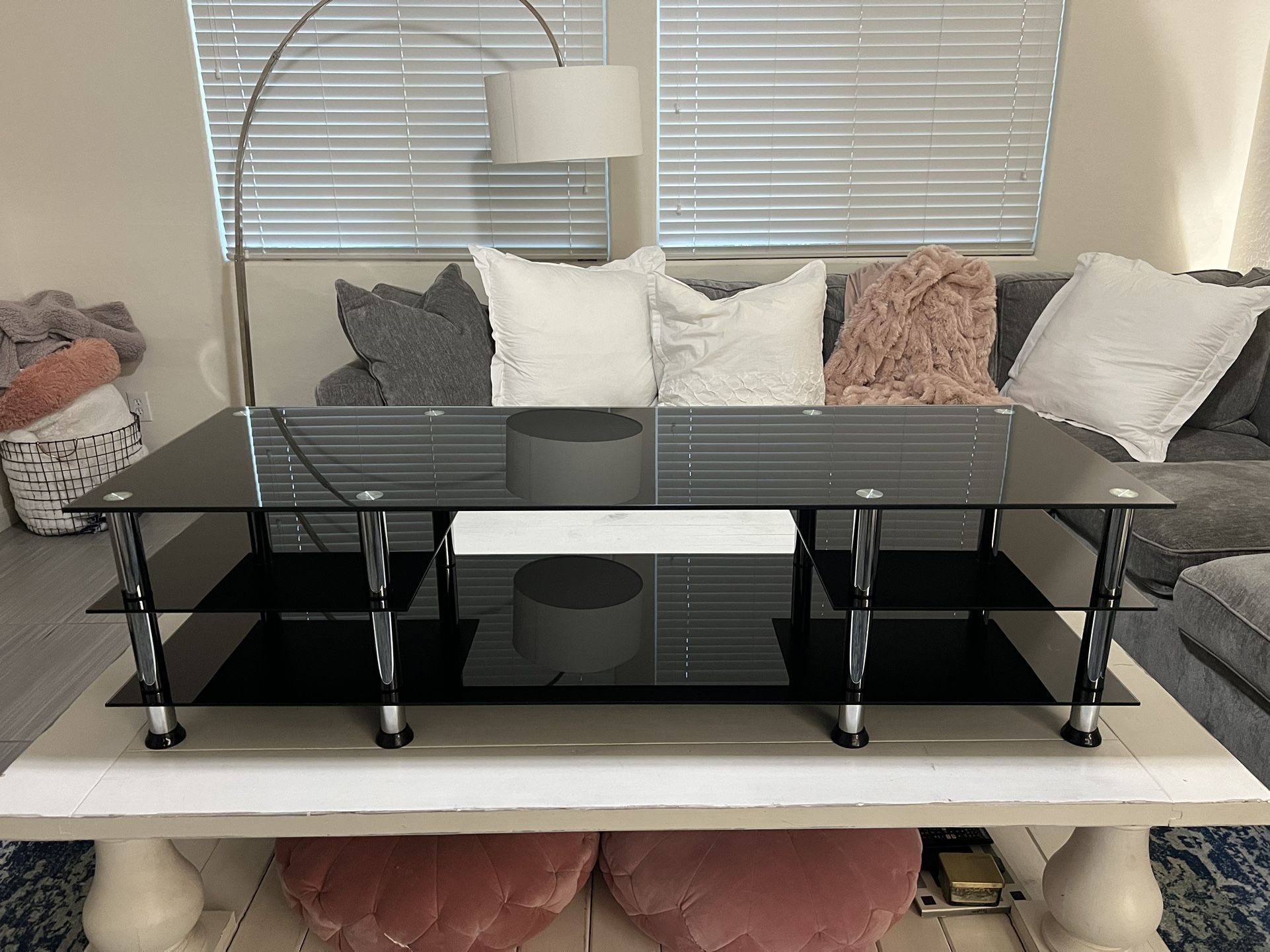 Tempered Glass Tv Stand/Table 