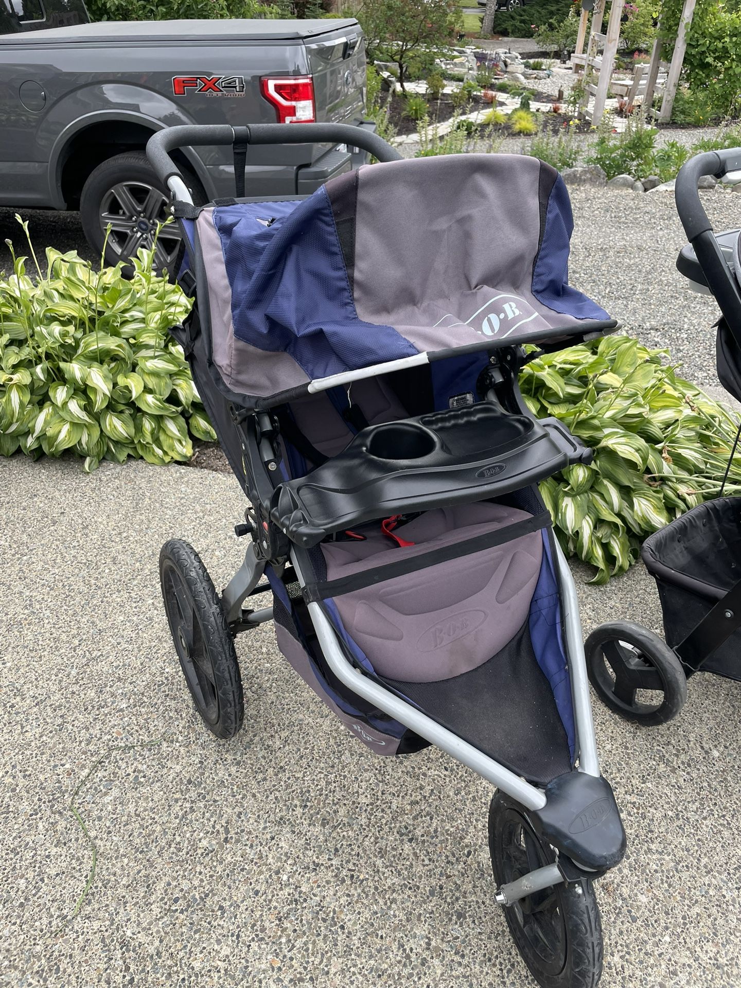 Bob Stroller With Removable Food Tray