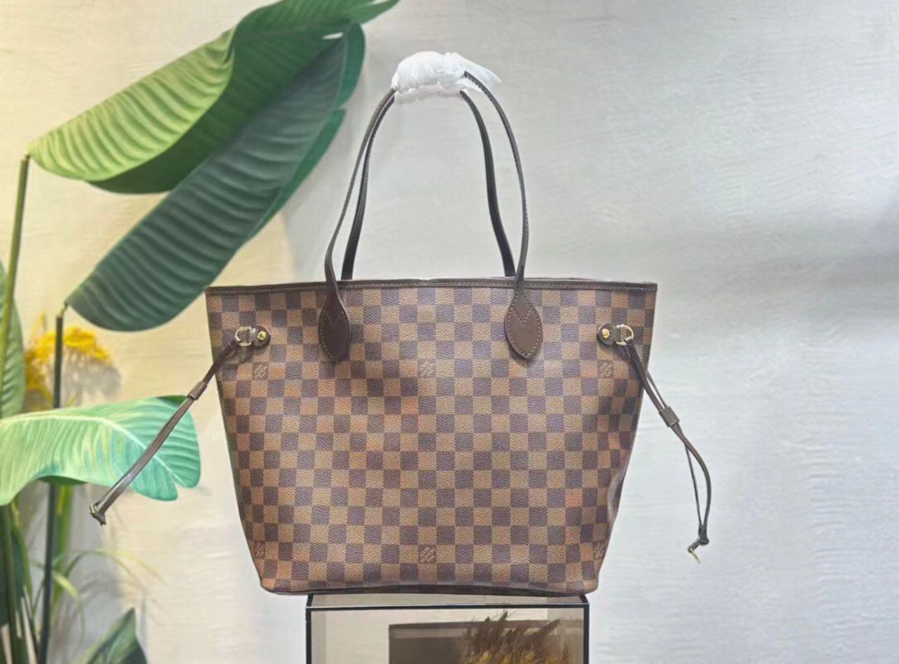 Louis Vuitton Purse