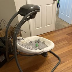 GRACO Baby Swing