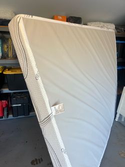 Colchón California King casi nuevo – Memory Foam – Muy limpio