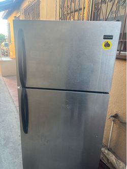 Black Stainless Refrigerator