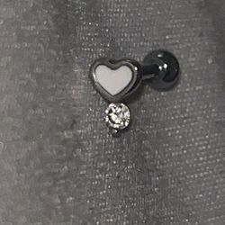 White Earring 👂🏻