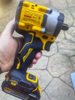 Dewalt 1/2 impact Wrench