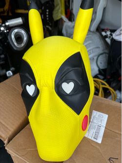 Pikapool Mask