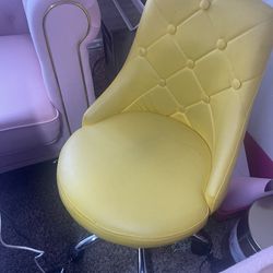 $30 Desk Chair